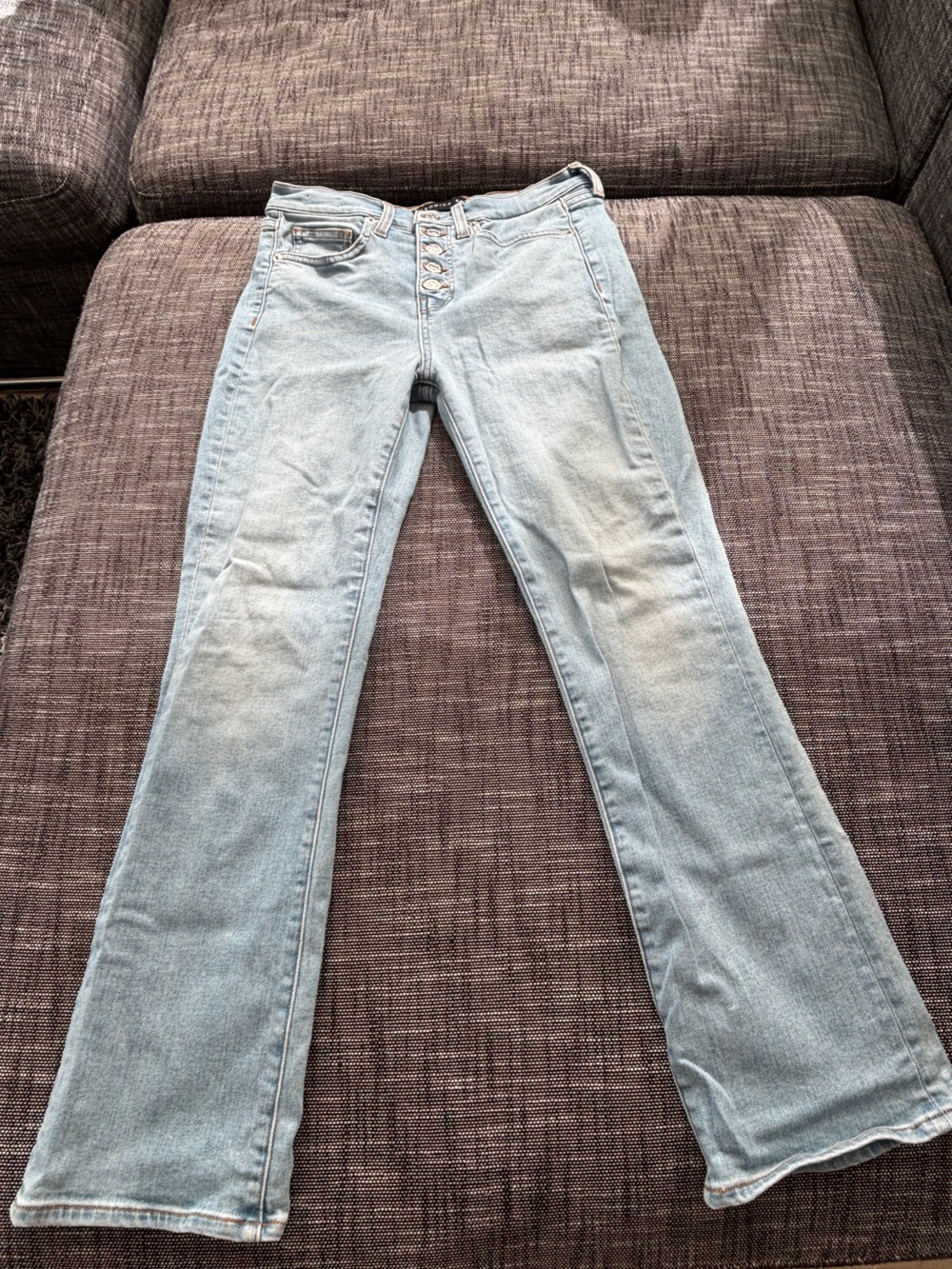 Veronica Beard Pale Stone Flare Jeans - Size 27